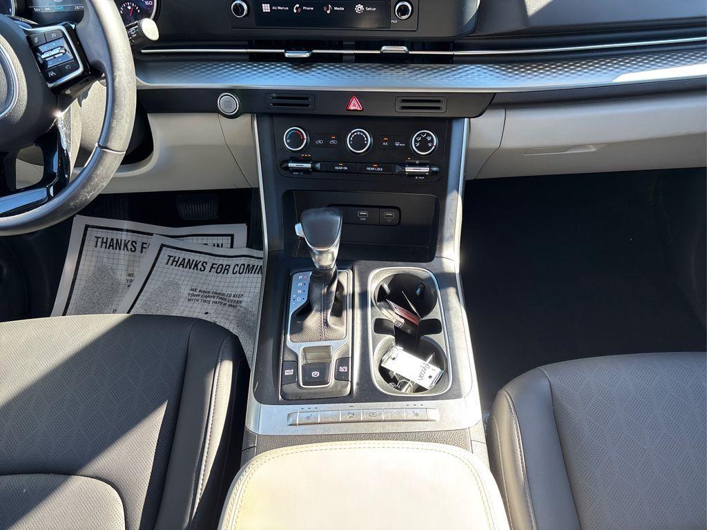 used 2023 Kia Carnival car, priced at $30,599