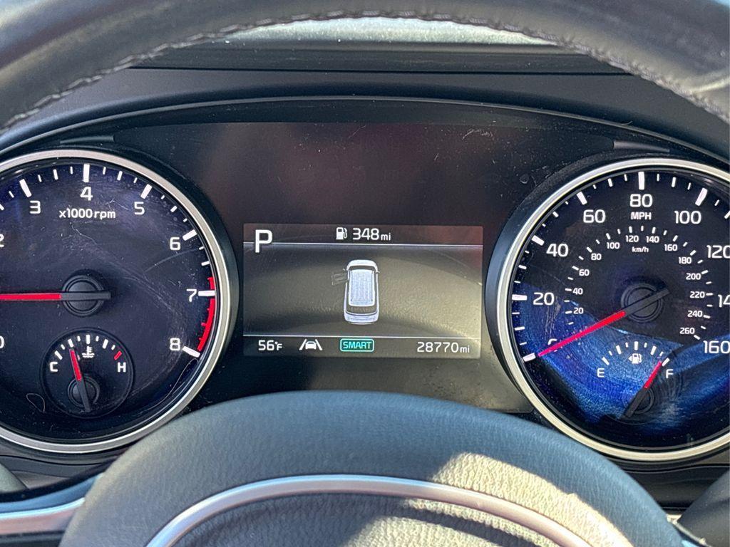 used 2023 Kia Carnival car, priced at $30,599