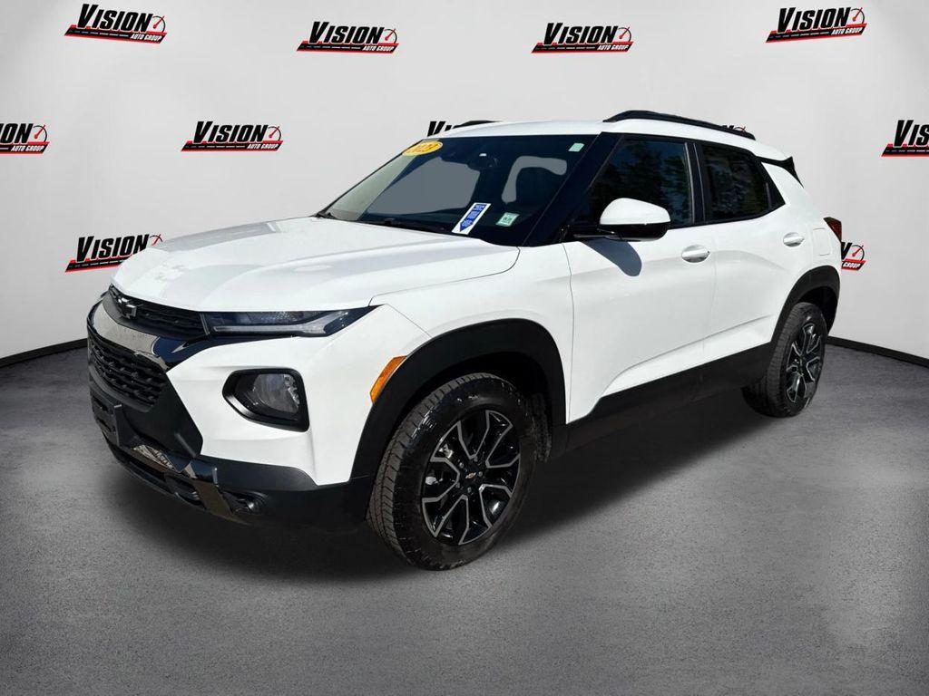 used 2023 Chevrolet TrailBlazer car, priced at $25,585