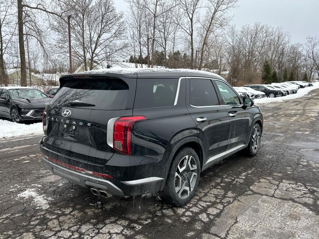 used 2024 Hyundai Palisade car, priced at $42,995