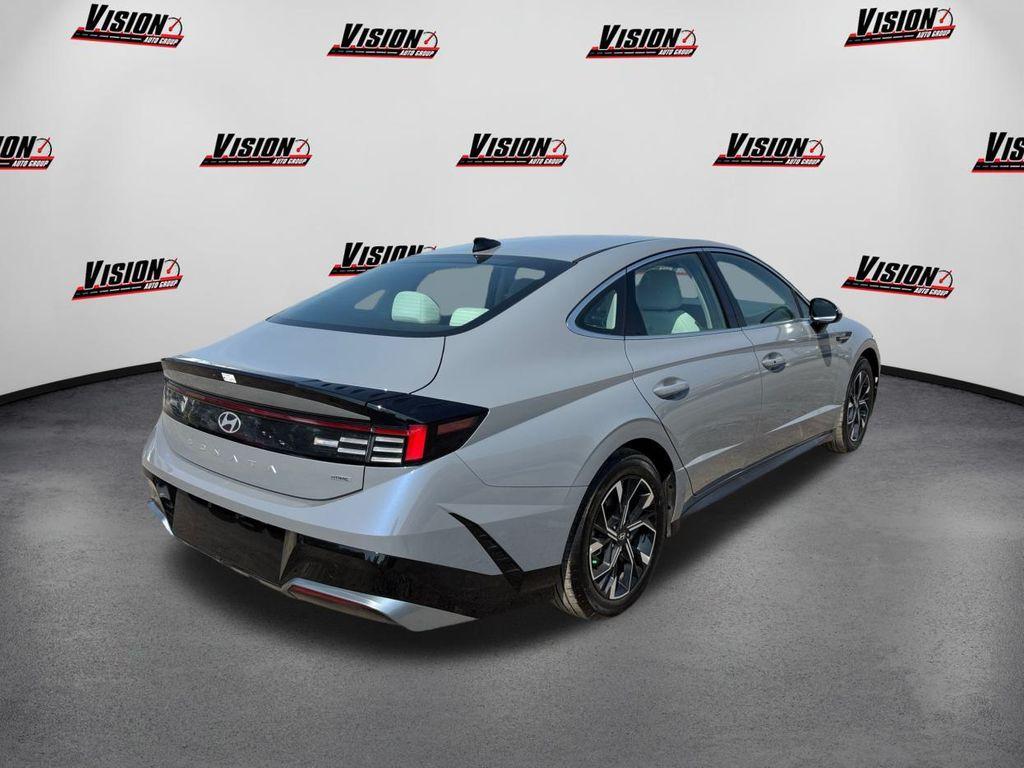 used 2025 Hyundai Sonata car, priced at $26,994