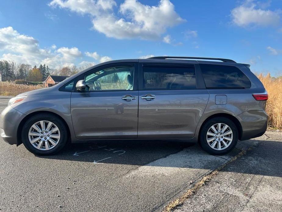 used 2017 Toyota Sienna car, priced at $21,277