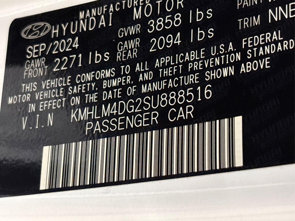 used 2025 Hyundai Elantra car, priced at $21,790