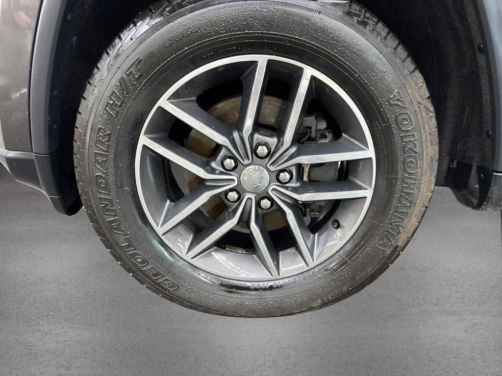 used 2018 Jeep Grand Cherokee car, priced at $22,654
