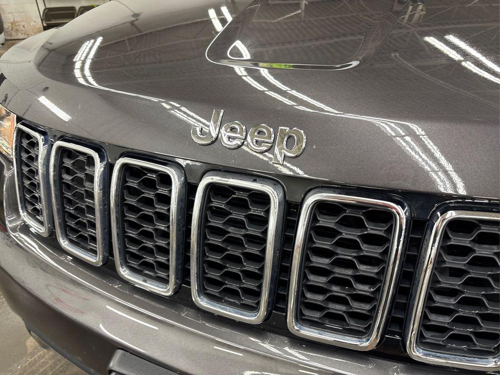 used 2018 Jeep Grand Cherokee car, priced at $22,654