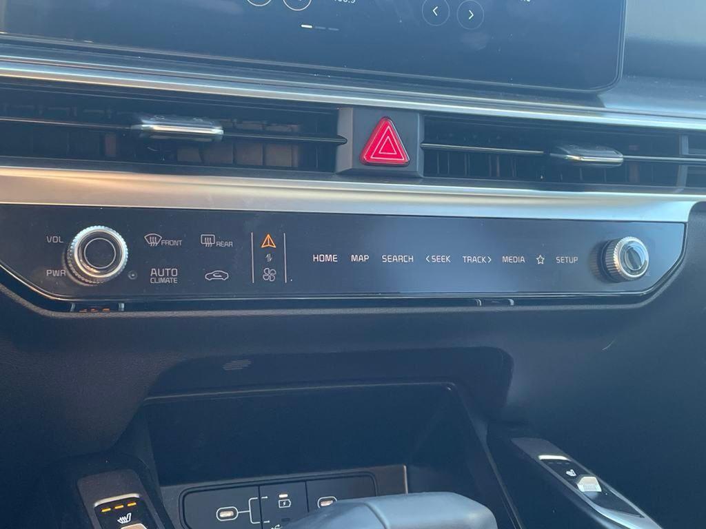 used 2025 Kia Sorento car, priced at $34,303