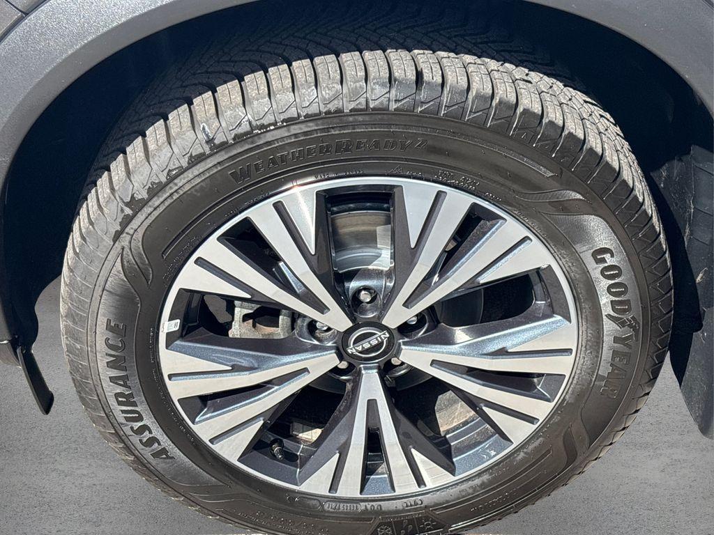 used 2022 Nissan Rogue car, priced at $24,990