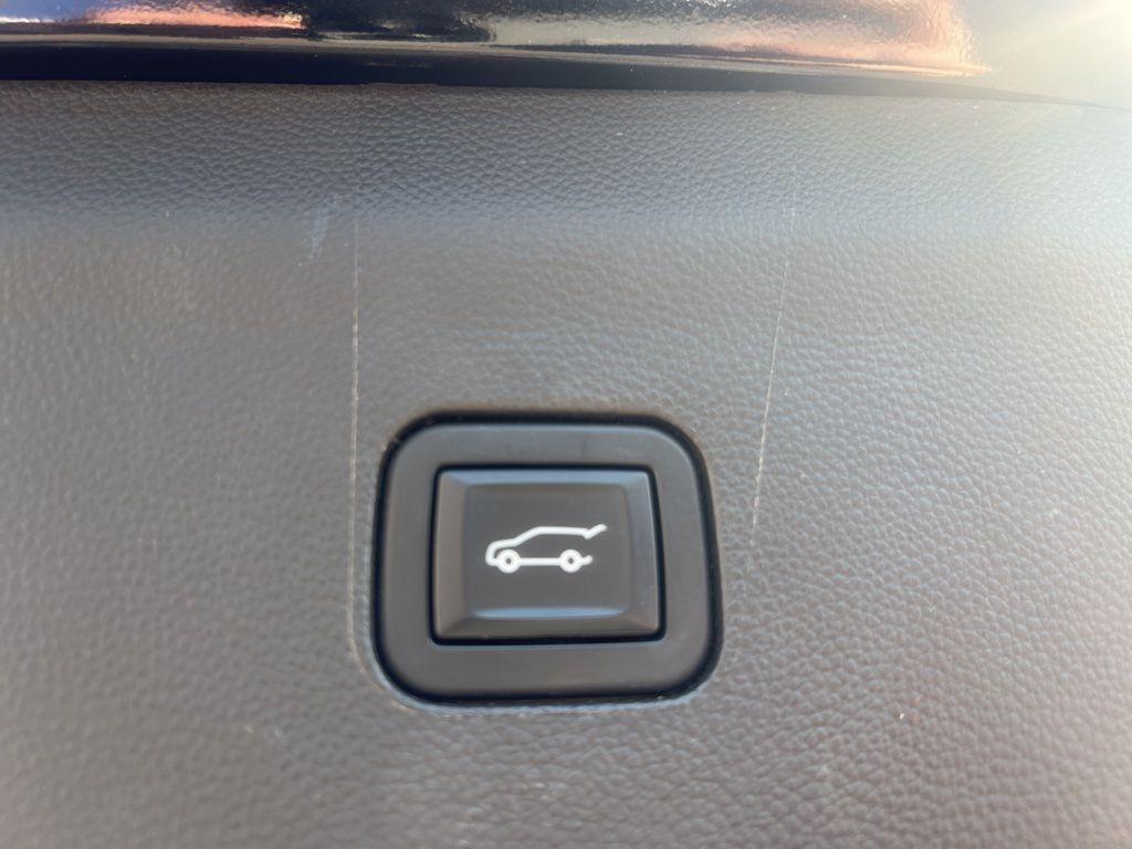 used 2022 Buick Enclave car, priced at $38,951