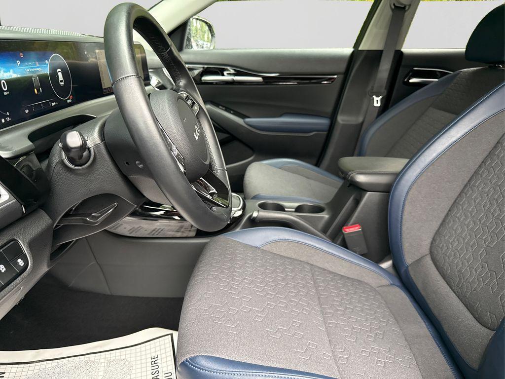 used 2024 Kia Seltos car, priced at $22,200