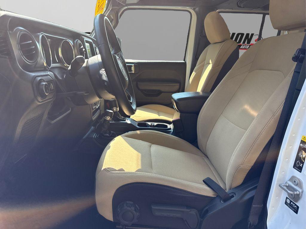 used 2023 Jeep Gladiator car, priced at $32,414