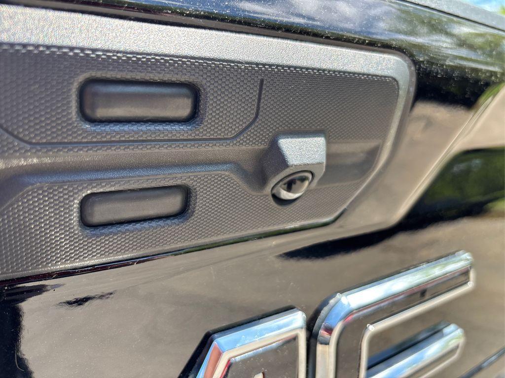 used 2022 GMC Sierra 2500 car, priced at $50,995