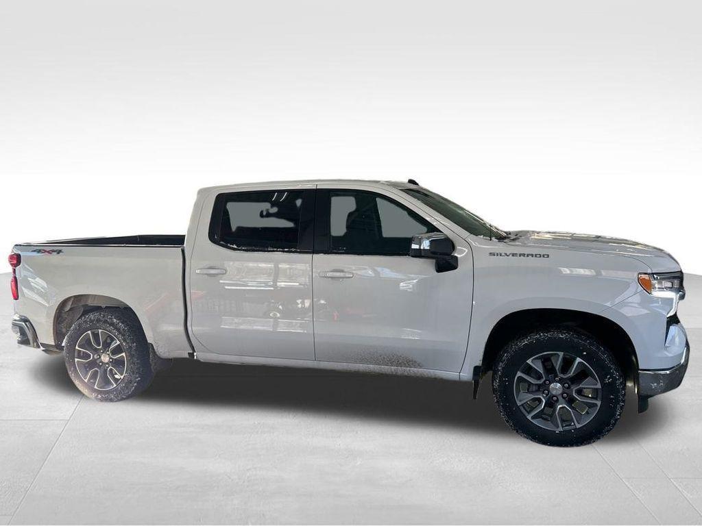 used 2024 Chevrolet Silverado 1500 car, priced at $42,995