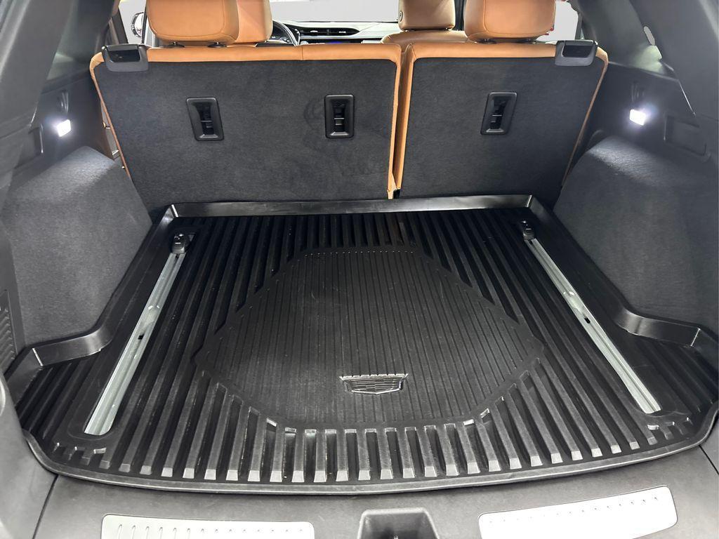 used 2021 Cadillac XT5 car, priced at $24,995