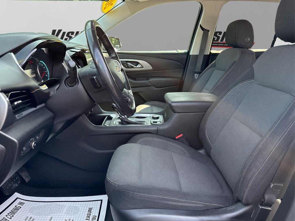 used 2019 Chevrolet Traverse car, priced at $19,495