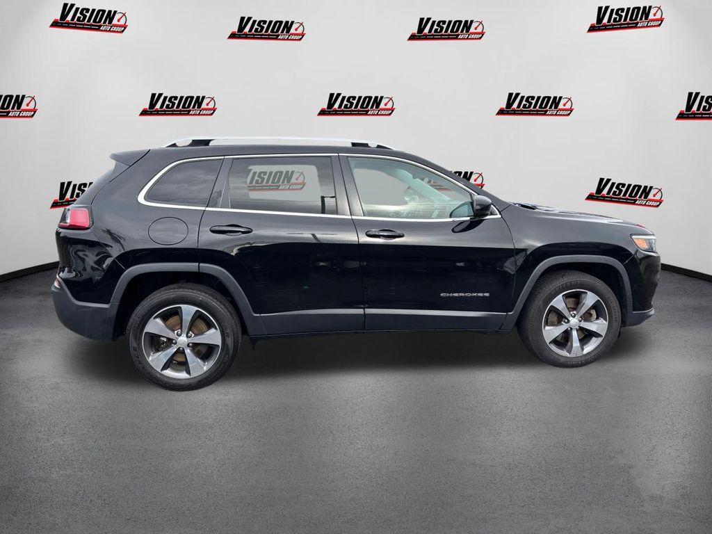 used 2019 Jeep Cherokee car, priced at $17,475