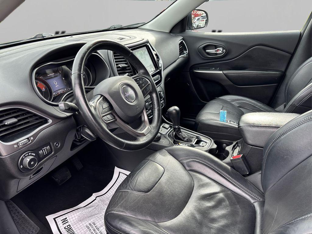 used 2019 Jeep Cherokee car, priced at $17,475