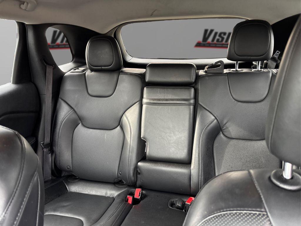 used 2019 Jeep Cherokee car, priced at $17,475