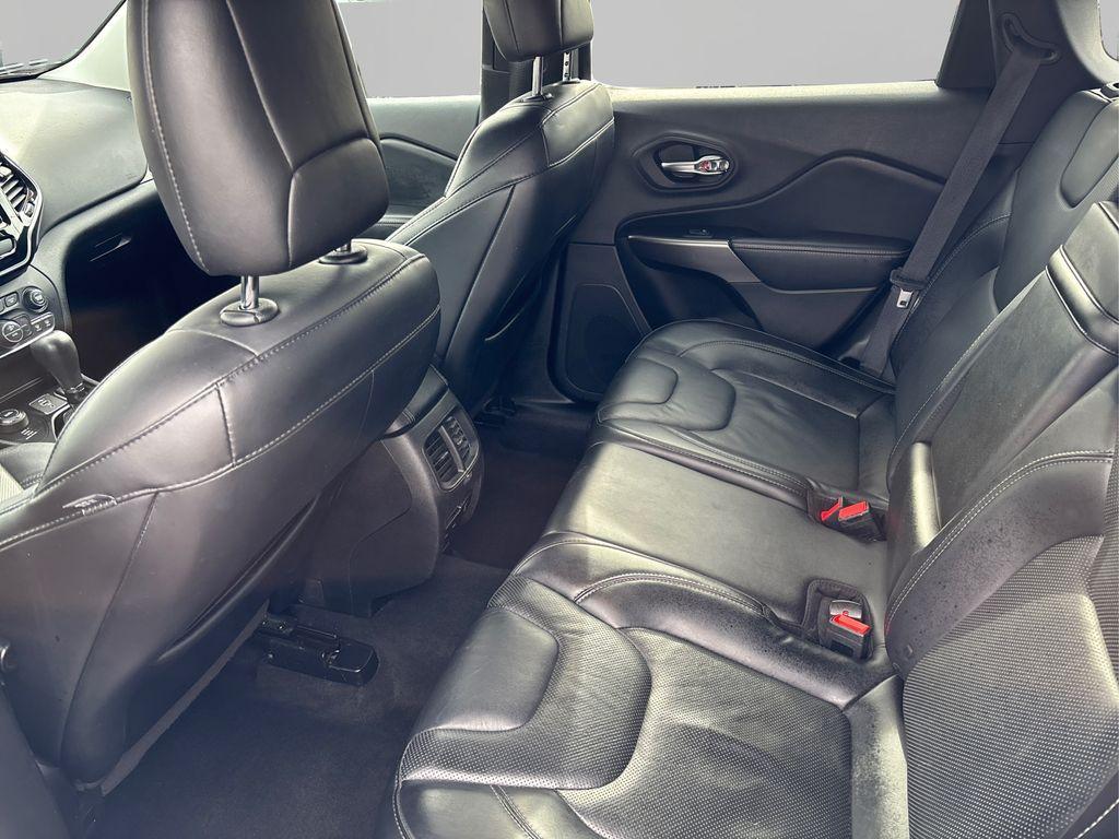 used 2019 Jeep Cherokee car, priced at $17,475