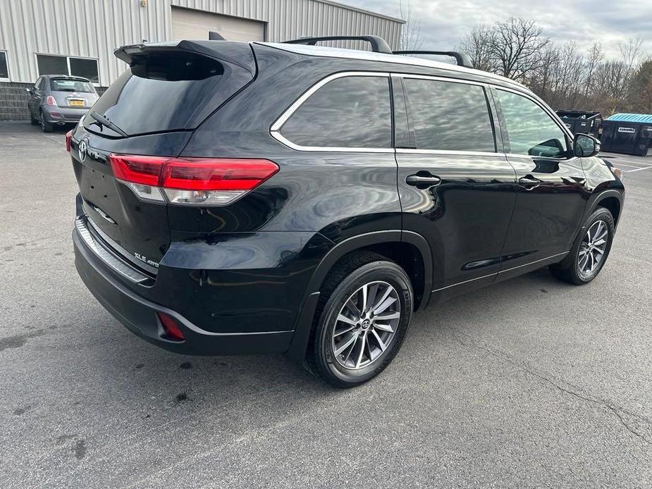 used 2018 Toyota Highlander car, priced at $24,655