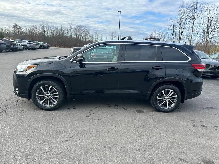 used 2018 Toyota Highlander car, priced at $24,655