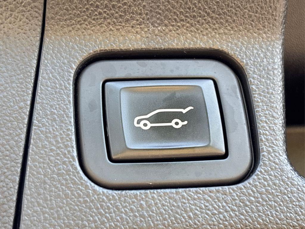used 2018 GMC Acadia car, priced at $18,490