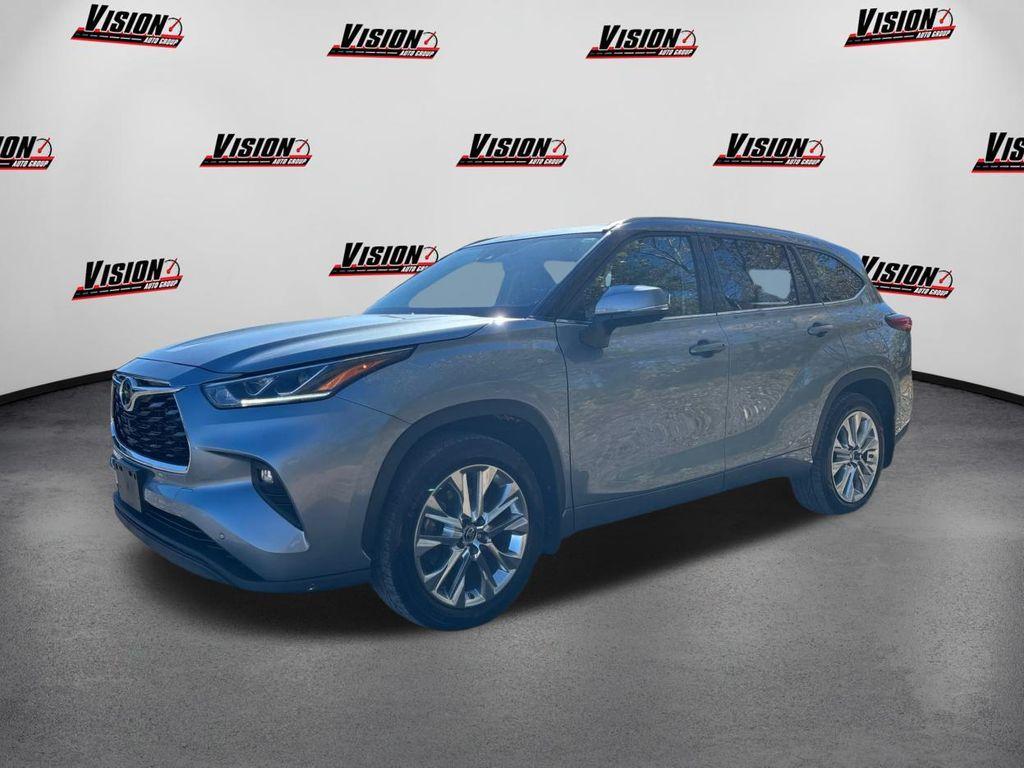 used 2021 Toyota Highlander car, priced at $33,995