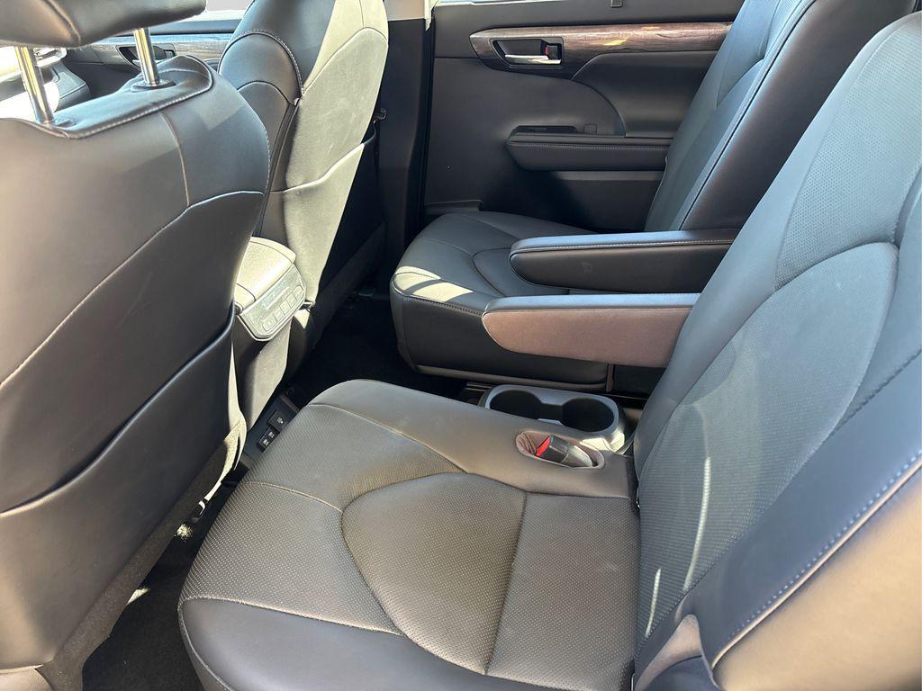 used 2021 Toyota Highlander car, priced at $33,995