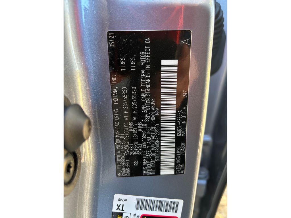 used 2021 Toyota Highlander car, priced at $33,995