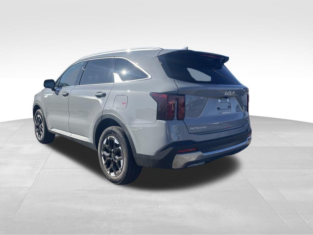 used 2025 Kia Sorento car, priced at $36,903