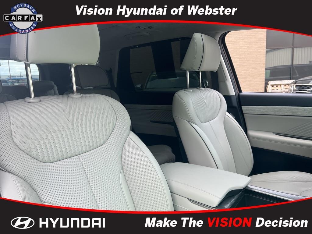 used 2024 Hyundai Palisade car, priced at $45,795