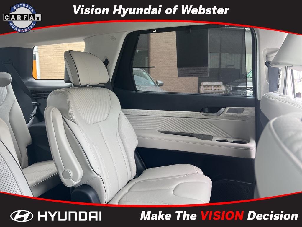 used 2024 Hyundai Palisade car, priced at $45,795