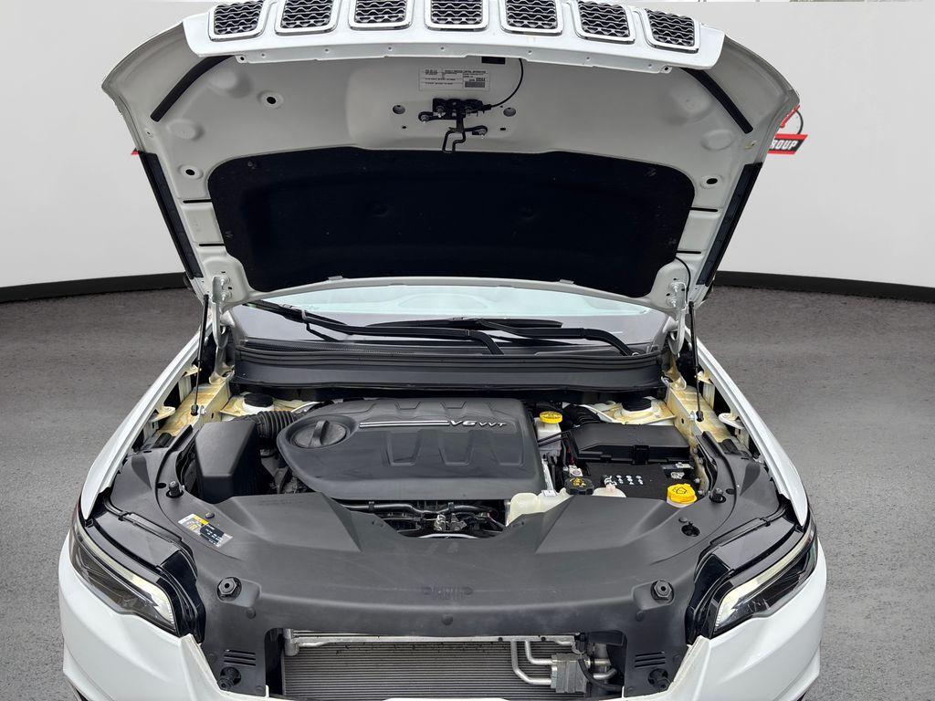 used 2022 Jeep Cherokee car, priced at $23,849