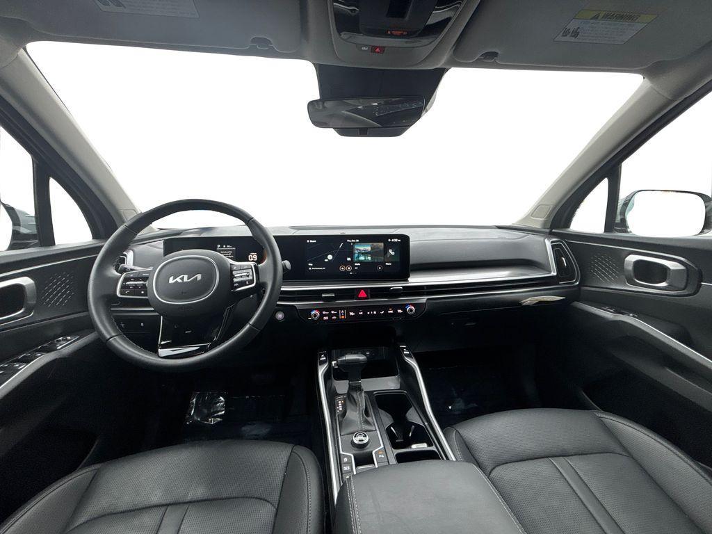 used 2025 Kia Sorento car, priced at $33,891