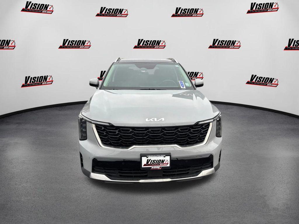 used 2025 Kia Sorento car, priced at $33,891