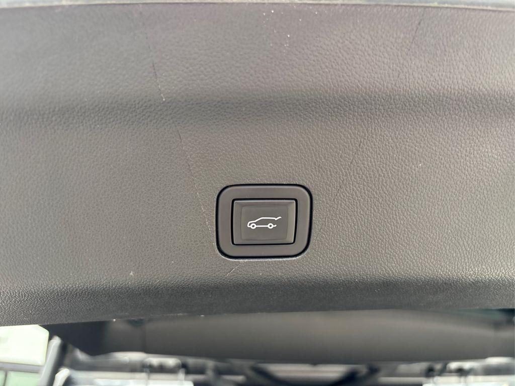 used 2024 Chevrolet Tahoe car, priced at $62,595