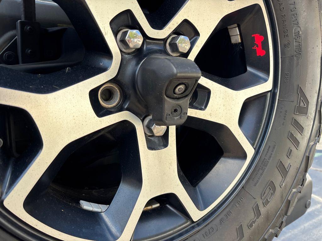 used 2021 Jeep Wrangler Unlimited car, priced at $35,300