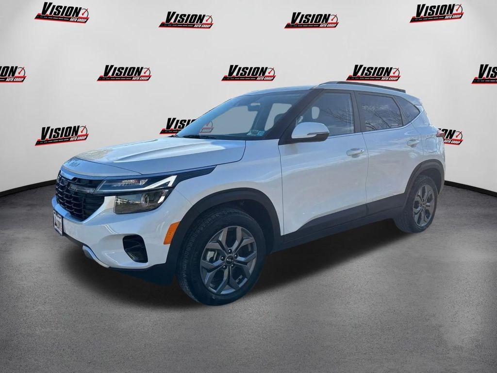 used 2024 Kia Seltos car, priced at $24,361