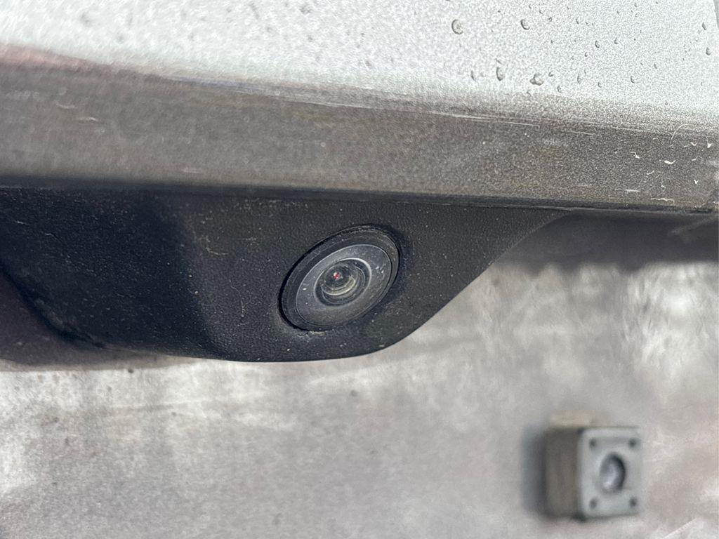 used 2021 Jeep Grand Cherokee car, priced at $22,549