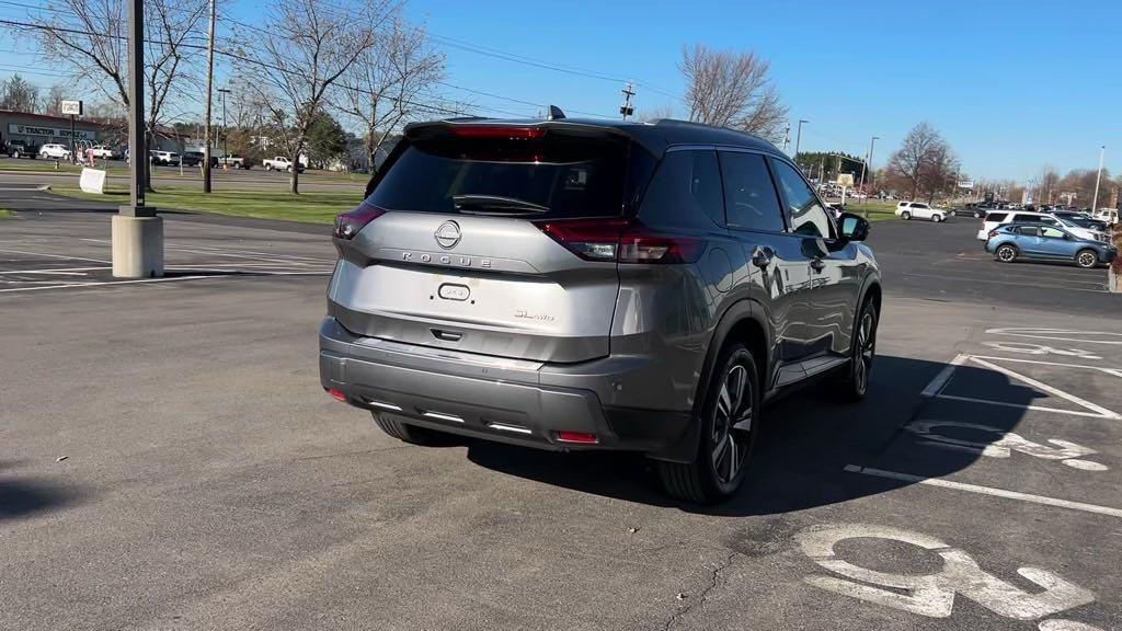 used 2024 Nissan Rogue car, priced at $33,997