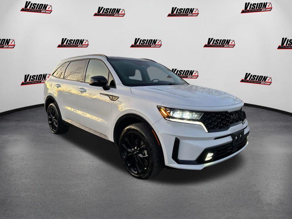 used 2022 Kia Sorento car, priced at $31,999