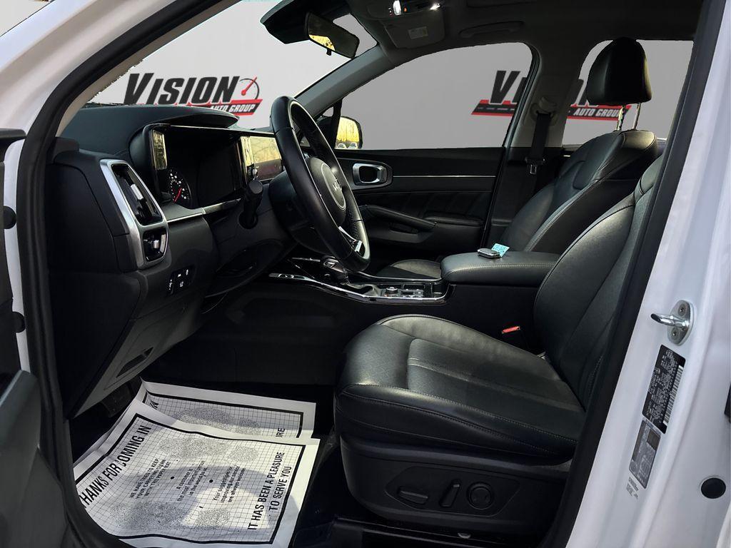 used 2022 Kia Sorento car, priced at $31,999