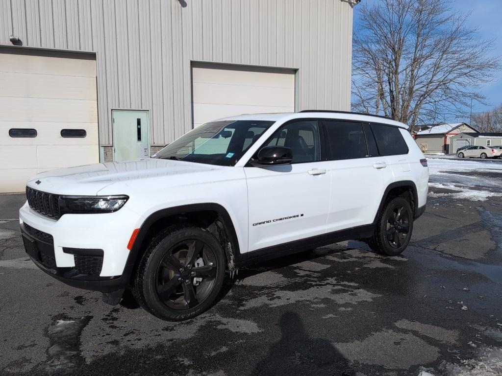 used 2023 Jeep Grand Cherokee L car, priced at $34,999