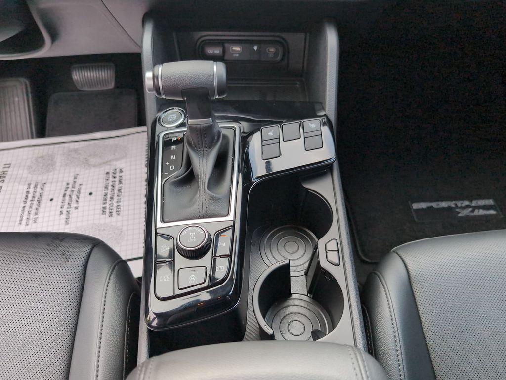 used 2025 Kia Sportage car, priced at $31,621