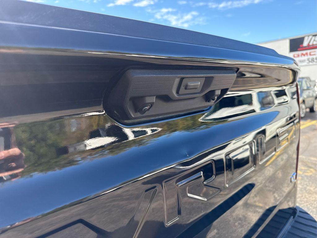 used 2022 Chevrolet Silverado 1500 car, priced at $37,595