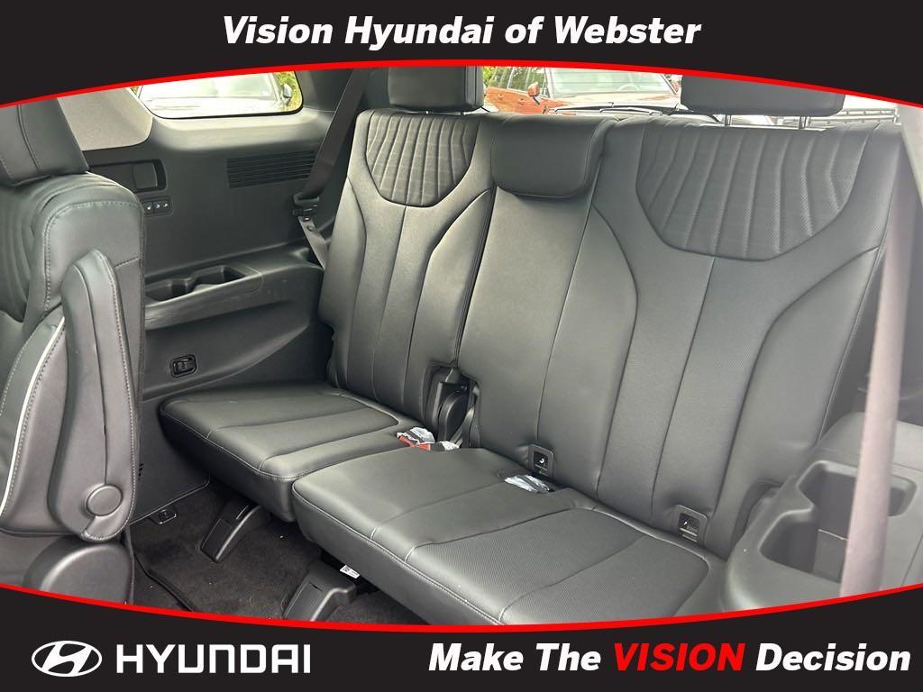 used 2024 Hyundai Palisade car, priced at $43,595