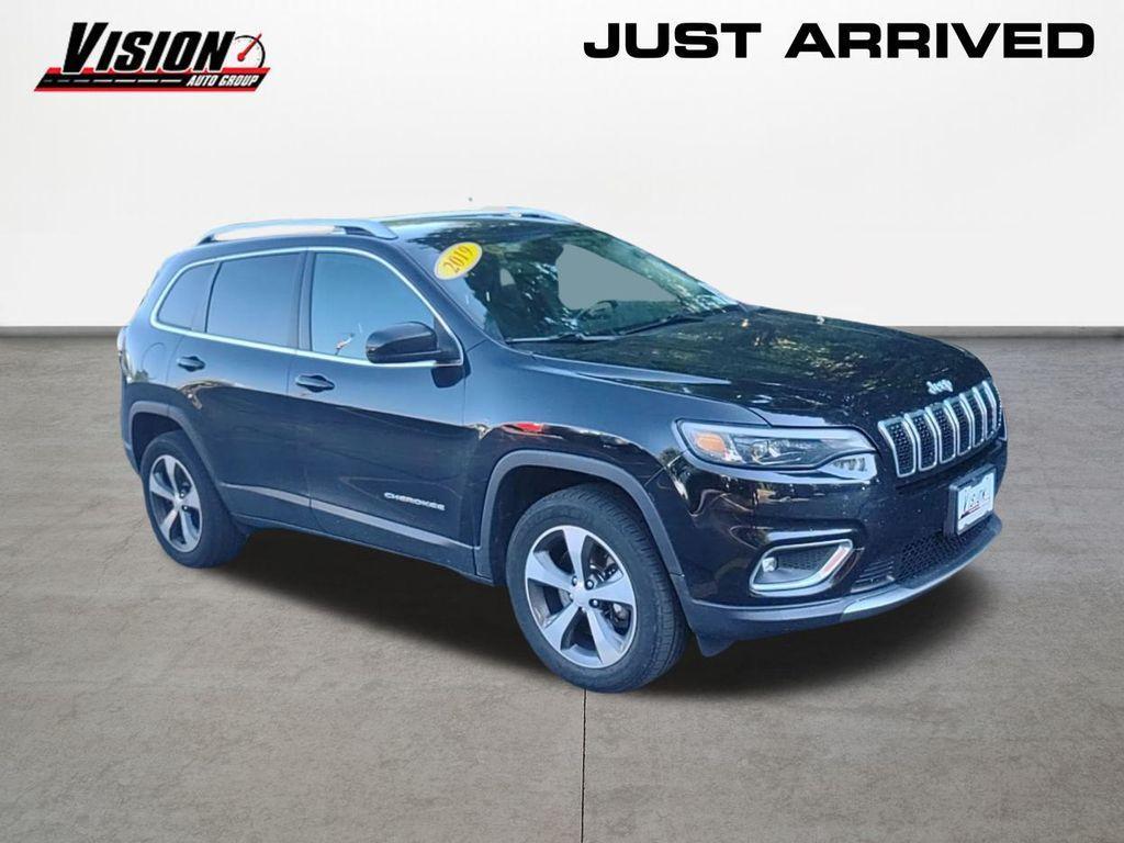 used 2019 Jeep Cherokee car, priced at $19,387