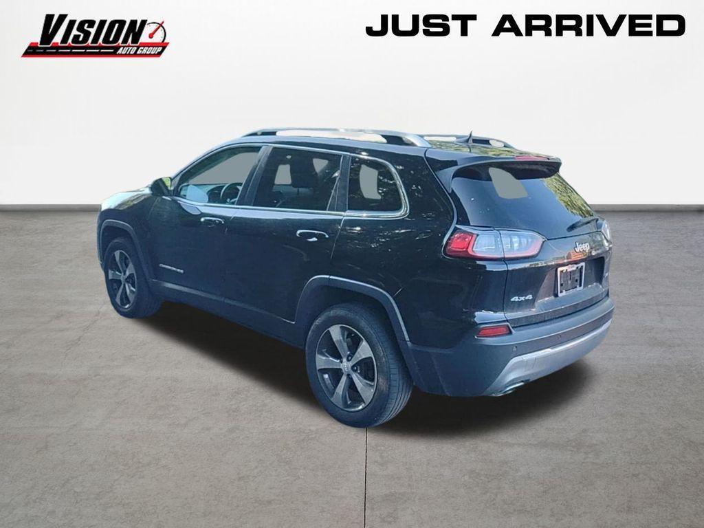 used 2019 Jeep Cherokee car, priced at $19,387