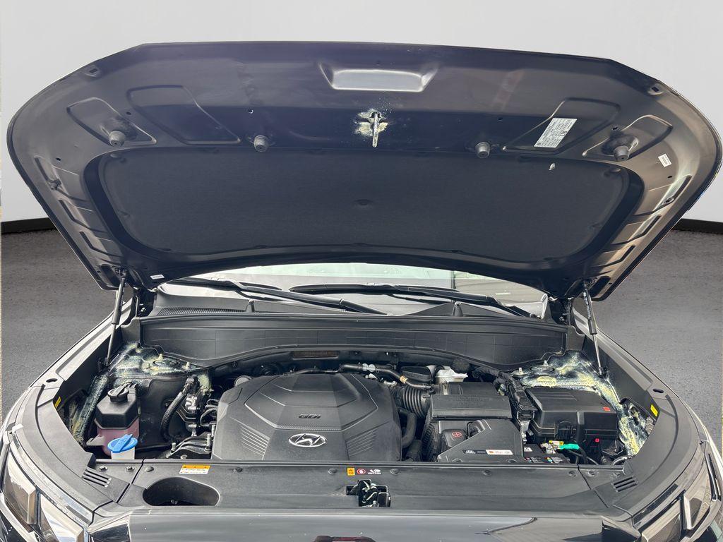 used 2025 Hyundai Palisade car, priced at $49,755