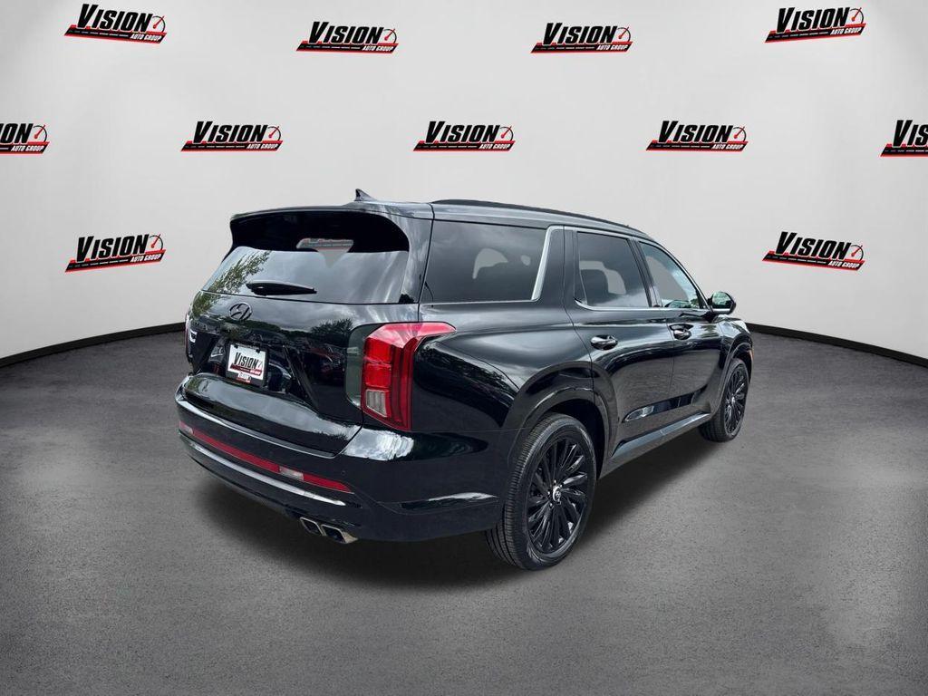 used 2025 Hyundai Palisade car, priced at $49,755