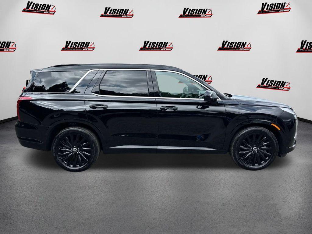 used 2025 Hyundai Palisade car, priced at $49,755
